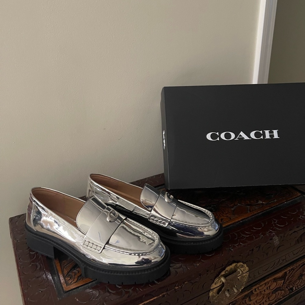 Brand New Coach Leah Metallic Loafer